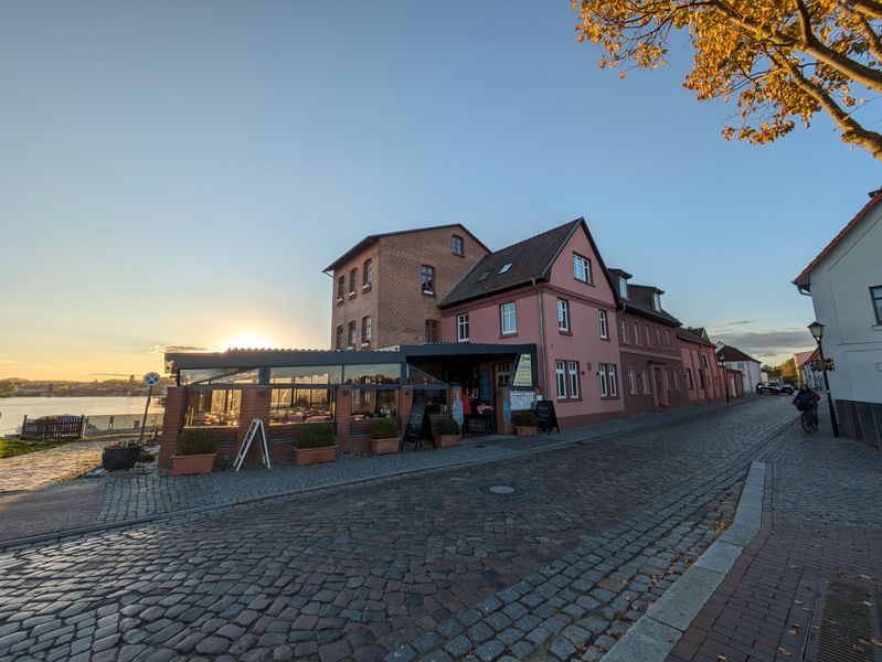 ***Wohnen auf der Insel Malchow- 200 m² Maisonette mit Blick auf den Fleesensee***